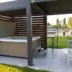 Szálloda Tisia & 4*