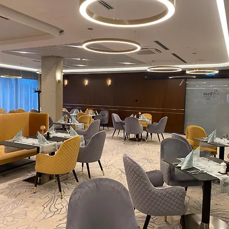 Tisia & Ξενοδοχείο 4*