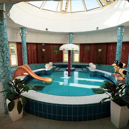 Hotel Tisia & Tiszaújváros