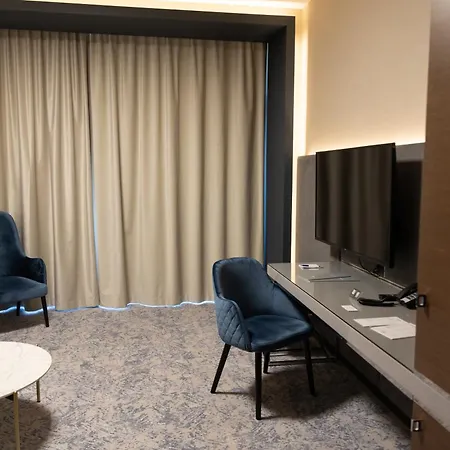 Hotel Tisia Hotel&spa 4*